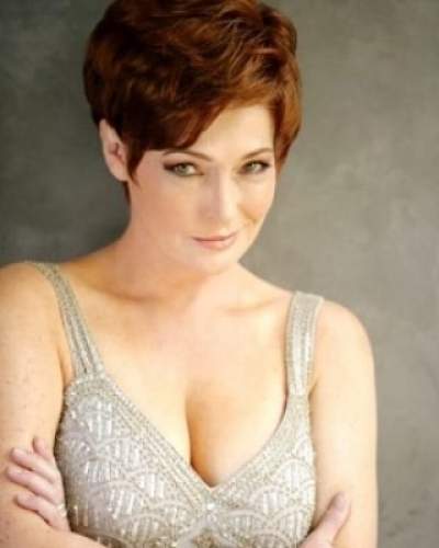 Carolyn Hennesy Measurements, Bio, Age, Weight, and Height