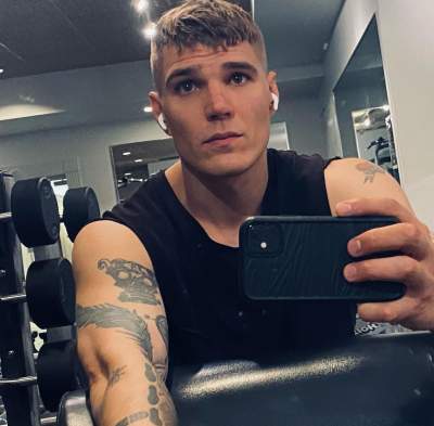 Chris Zylka Measurements, Bio, Age, Weight, and Height