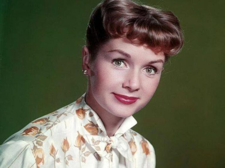 Debbie Reynolds Measurements, Bio, Age, Weight, and Height